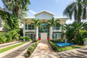 CASA YOLO - Luxury House in Playacar with Private Pool and Jacuzzi